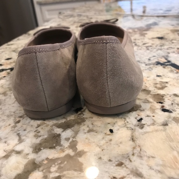 Tory Burch Laila Flat - Dust storm color - Picture 2 of 3